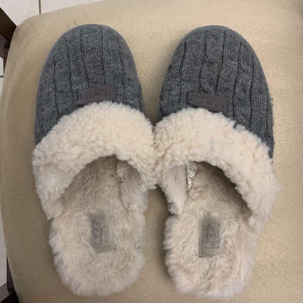 Gray Ugg House Shoes